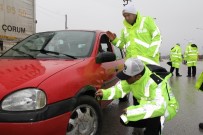 KIŞ LASTİĞİ - Çorum'da Araçlara Kış Lastiği Denetimi