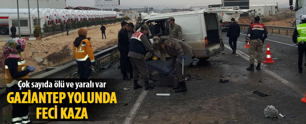 Gaziantep'te kamyonet ile minibüs çarpıştı: 5 ölü