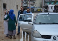 MADALYON - Kadın Dilencinin Üzerinden Tarihi Eser Çıktı