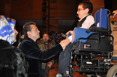 'Özel Çocuklar'Dan Engellerimiz Engel Değildir Gösterisi