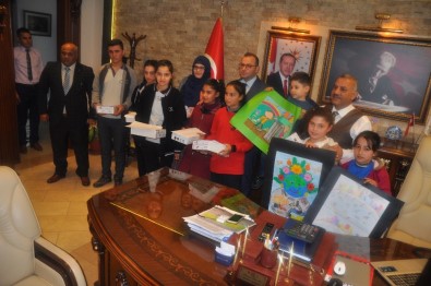 Temizlik Kampanyasında Dereceye Giren Öğrenciler Ödüllendirildi