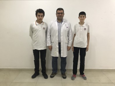 Burhaniye'de Uğur Ortaokulu Satranç Şampiyonu Oldu