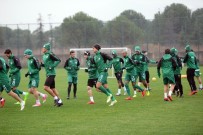 Bursaspor'da Fenerbahçe Mesaisi Sürüyor