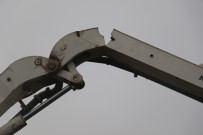 GAZİ YAŞARGİL - Diyarbakır'da Kule Vincin Denge Bomu Kırıldı Açıklaması 2 Yaralı