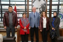 DURUSU - ETİ Sosyal Bilimler Lisesi Okul Aile Birliği'nden Başkan Kurt'a Ziyaret