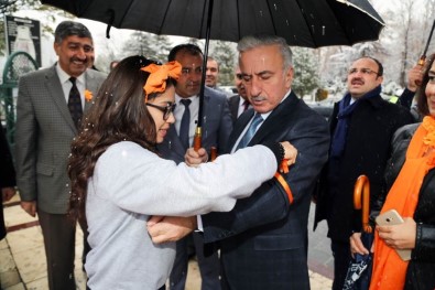 Vali Kamçı 'Turuncu Renk Etkinliği' Programına Katıldı