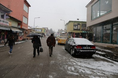 Varto'da Kar Yağışı