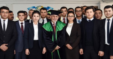 Afganistan Cumhurbaşkanı Gani'ye Özbekistan'da Fahri Doktora Unvanı