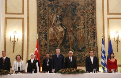 Cumhurbaşkanı Erdoğan, Onuruna Verilen Yemeğe Katıldı