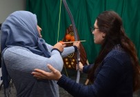 ESOGÜ'de Kadınlar Gelecekleri İçin Ok Attılar