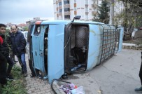 KADIR ŞAHIN - İki Aracın Çarpıştığı Kaza Maddi Hasarla Atlatıldı