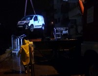 İTFAİYE MÜDÜRÜ - Siirt'te İstinat Duvarı Çöktü, 2 Araç Kullanılamaz Hale Geldi