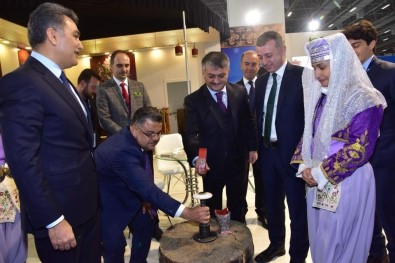 Başkan Yağcı, 11. Uluslararası Travel Turkey İzmir Turizm Fuarı'na Katıldı