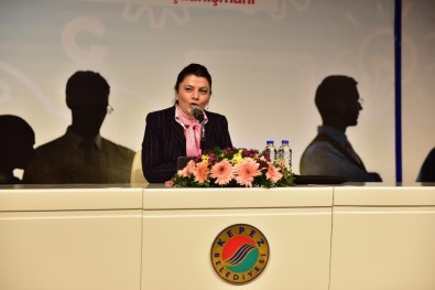 Cumhurbaşkanı Başdanışmanı'ndan Gençlere Tavsiyeler