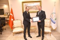 ATILA KANTAY - Kaymakam Kantay'dan Başkan Ayaz'a Tebrik