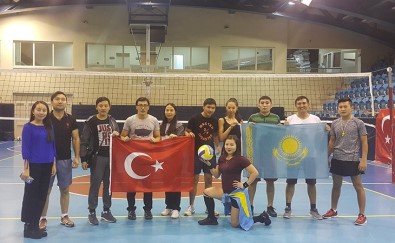 OMÜ'nün Kazak Öğrencileri Ankara'dan Derece İle Döndü