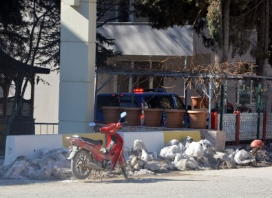Antalya'daki Vahşi Cinayetin Şüphelileri Adliyeye Sevk Edildi