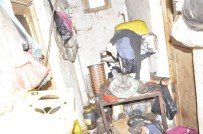 Erciş'te Çöp Ev Boşaltıldı