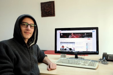 Önce Apple'da şimdi de Youtube'da açık buldu