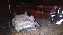 Sakarya'da Otomobil Takla Attı Açıklaması 5 Yaralı