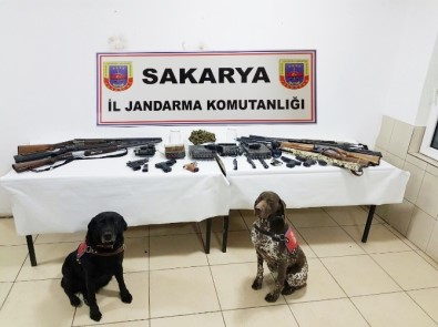Sakarya'da Silah Kaçakçılarına Operasyon