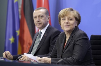 Şansölye Merkel Yarın Türkiye'ye Geliyor