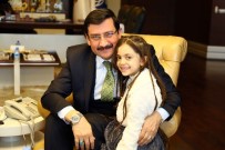 Suriyeli Bana Alabed, Başkan Ak'ı Ziyaret Etti