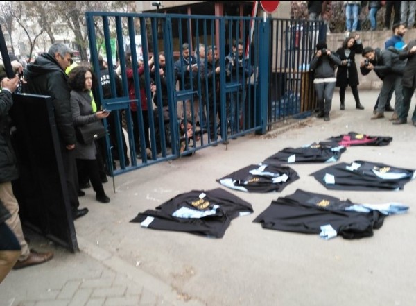 KHK protestosuna polis müdahale etti