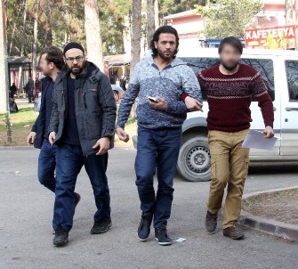 Adana Polisi Avrupa'yı Kana Bulamaya Giden DEAŞ'lıları Yakaladı