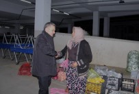 KAYALı - Başkan Kayalı Pazaryeri Esnafıyla Görüştü