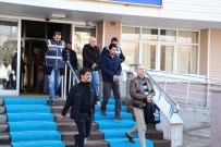 FETÖ'den Gözaltına Alınan 4 Polis Tutuklandı