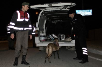 Jandarma Ve Emniyet'ten Eş Zamanlı Huzur Operasyonu