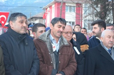 Kıbrıs'ta Şehit Düşen Astsubay Çorum'da Toprağa Verildi