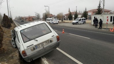 Kütahya'da Otomobilin Çarptığı Polis Memuru Ağır Yaralandı