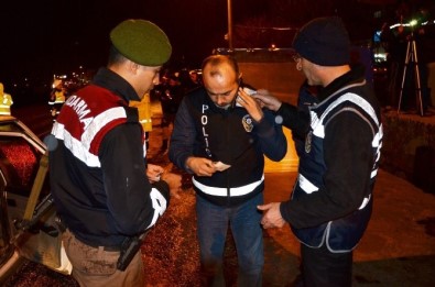 Milas'ta Jandarma Ve Polis'ten Ortak Huzur Operasyonu