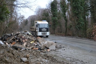 Belgrad Ormanı Moloz Çöplüğüne Döndü