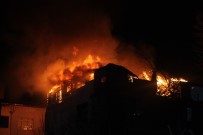 SEYRANTEPE - İstanbul'da Korkutan Yangın