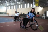BUCA BELEDİYESİ - Tekerlekli Sandalyeden Şampiyonluk Kürsüsüne