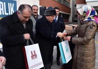 Büyükşehir'den Liseli Gençlere Eğitim Yardımı