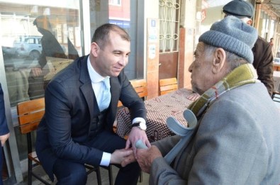 Kaymakam Çelik, Adnan Menderes Mahallesi'ni Ziyaret Etti