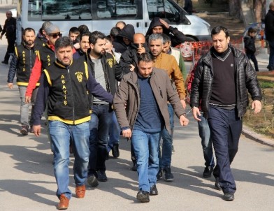 Yasa Dışı Bahisten Yakalandı, 'Hangi Kanalda Çıkacağız' Diye Sordu