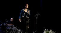Zeynep Karababa, Türküleriyle TSKM'de Sahne Aldı