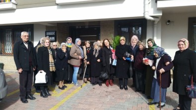 AK Partili Kadınlar Huzurevi Sakinlerini Misafir Etti