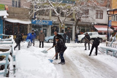 Çatak'ta Kar Yağışı