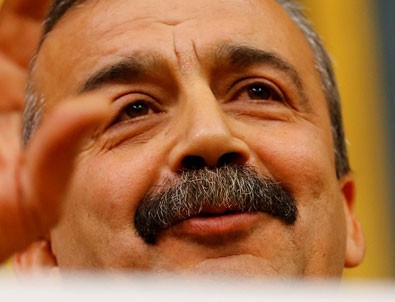 Sırrı Süreyya Önder HDP grubunda konuştu