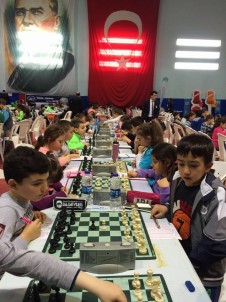 İsmail Bey Gaspıralı Satranç Turnuvası 18-19 Şubat'ta