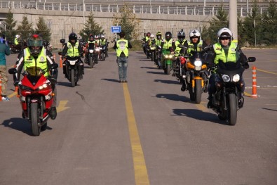 KOMOTO'dan Motobike İstanbul Fuarına Tepki