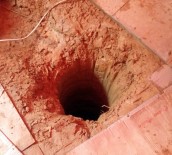 TAŞ KÖMÜRÜ - Kurtarma Çalışmaları Süren Köpeğe 'Kuyu' İsmi Verildi