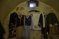 PAMUKÇU - Mardin'in Unutulmaya Yüz Tutmuş El Sanatları Canlandırılıyor