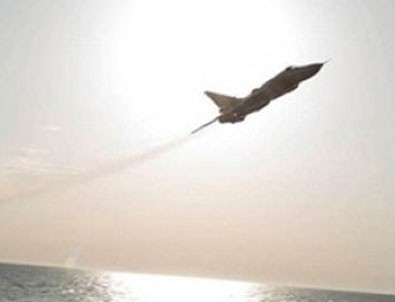 Rus savaş uçaklarından ABD gemilerine taciz